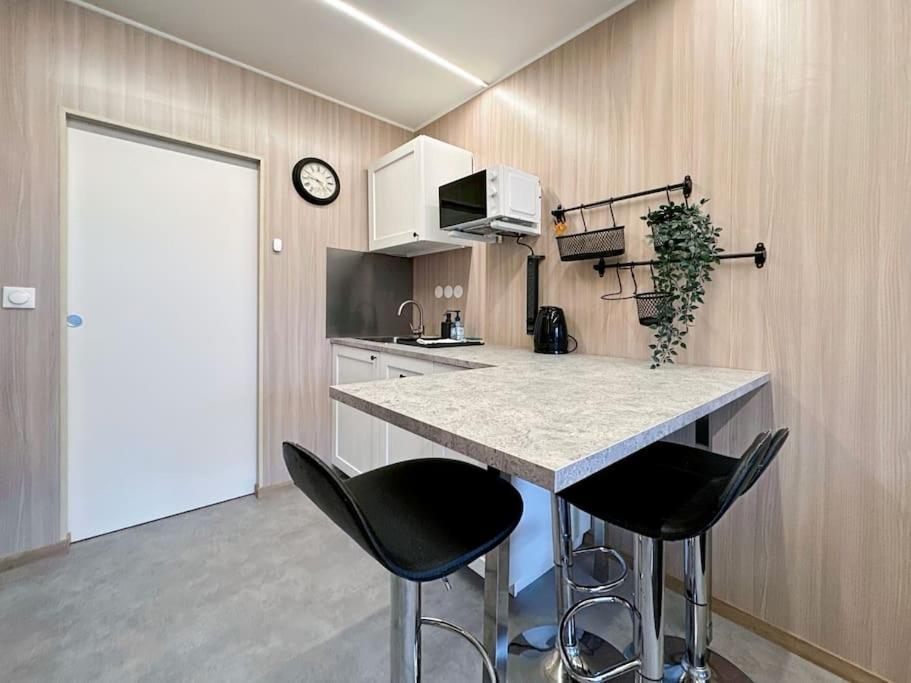 Tiny House Pour 4 A Disneyland Paris Coutevroult Экстерьер фото